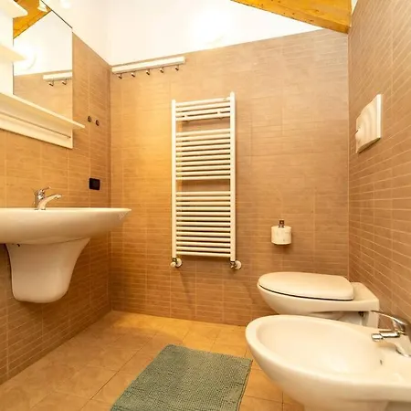 Elegante Loft A 100 Metri Dalla Apartment